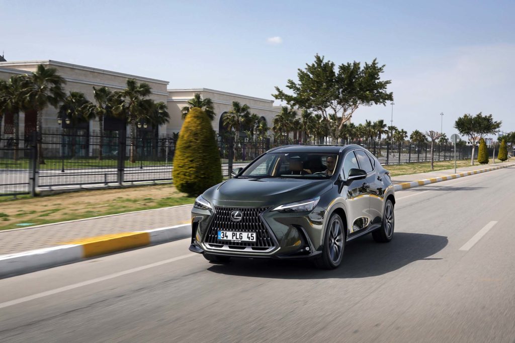 Yeni Lexus NX