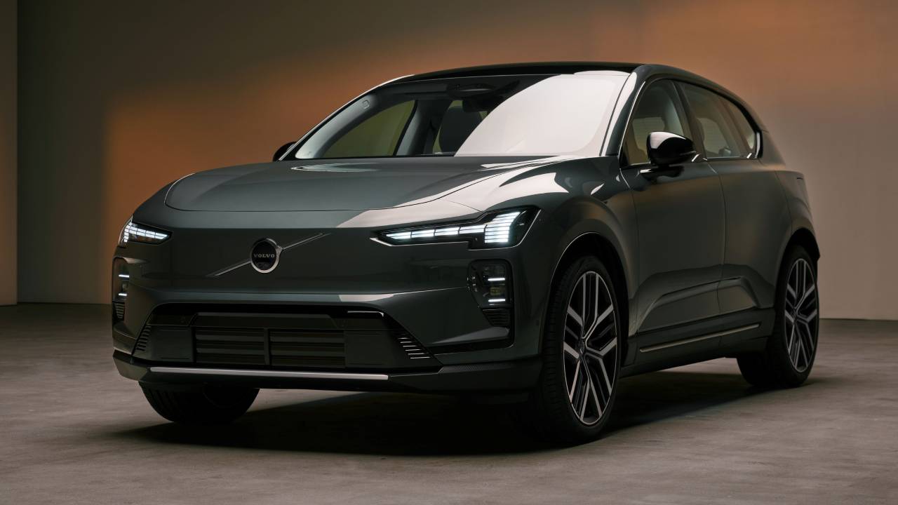 810 km menzilli elektrikli SUV: Volvo EX60! - Doğan Kabak